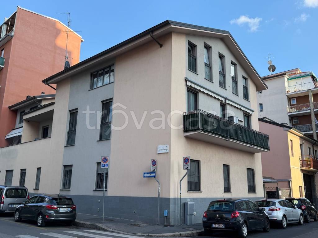appartamento in vendita a Sesto San Giovanni in zona Le Corti