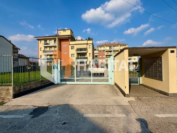 box auto in vendita a Sesto San Giovanni