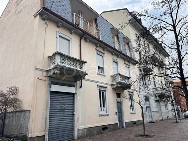 appartamento in vendita a Sesto San Giovanni in zona Le Corti
