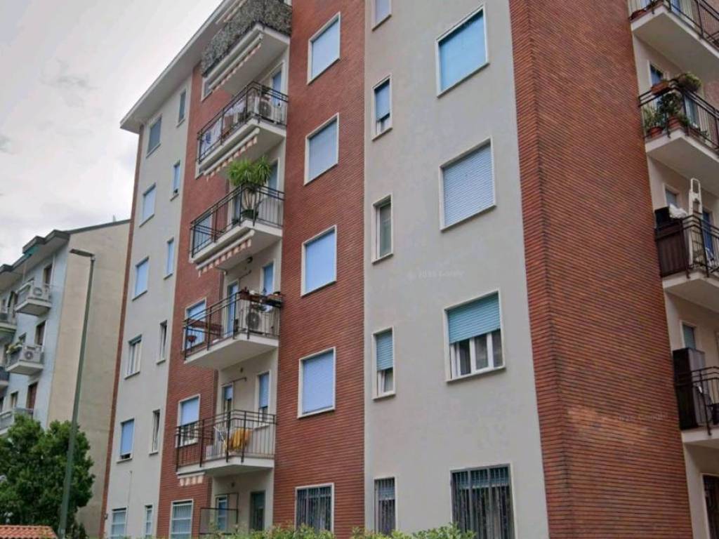 appartamento in vendita a Sesto San Giovanni in zona Rondinella
