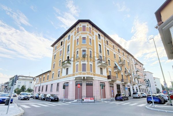 appartamento in vendita a Sesto San Giovanni in zona Rondò/Torretta