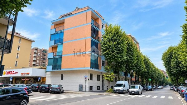 appartamento in vendita a Sesto San Giovanni in zona Rondò/Torretta