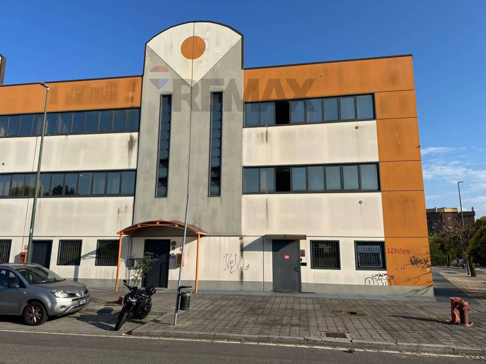 ufficio in vendita a Sesto San Giovanni in zona Restellone