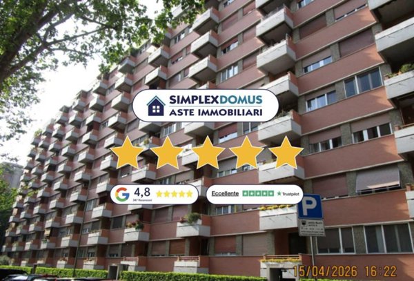 appartamento in vendita a Sesto San Giovanni in zona Le Corti