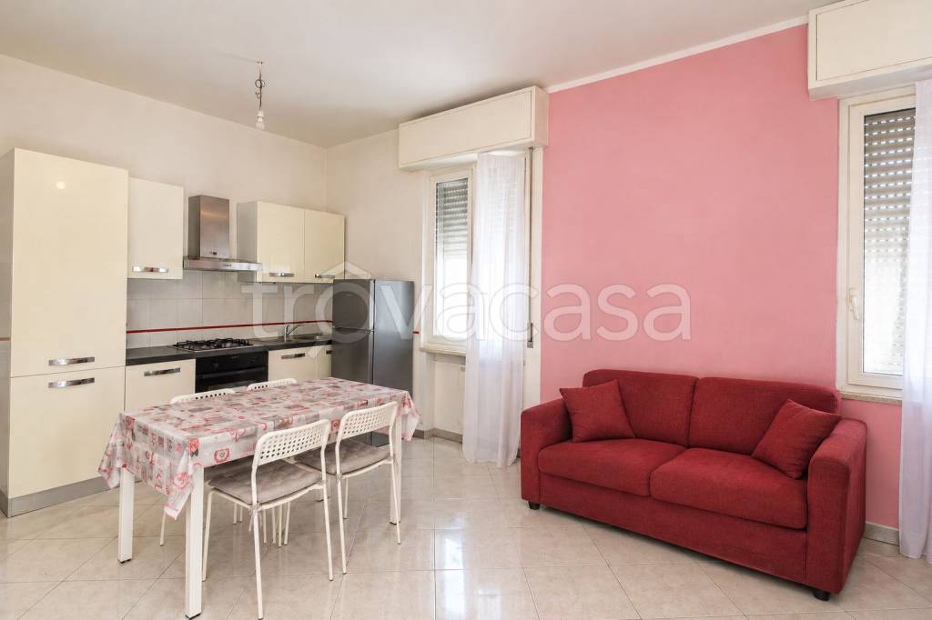 appartamento in vendita a Sesto San Giovanni in zona Pelucca/Villaggio Falck