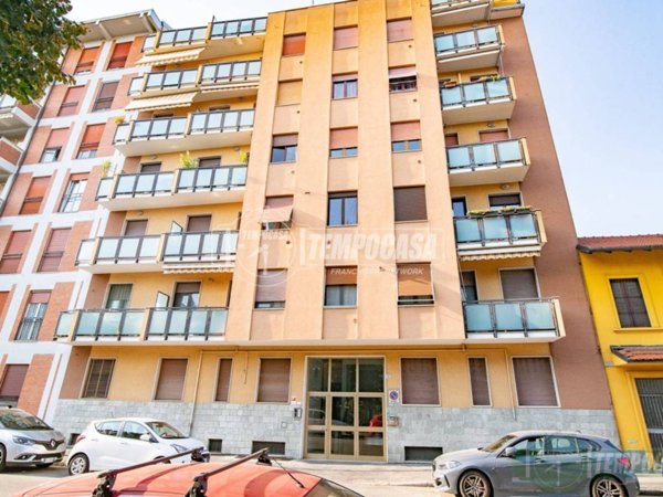 appartamento in vendita a Sesto San Giovanni in zona Restellone