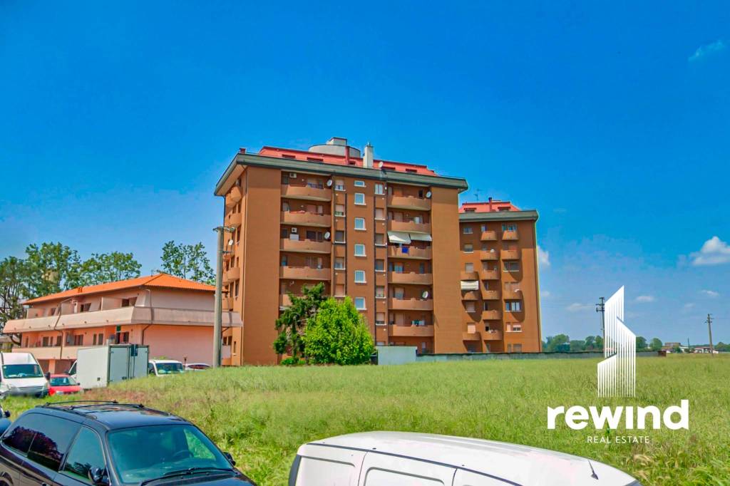 appartamento in vendita a Settala in zona Premenugo