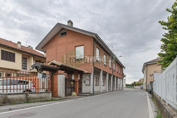 casa indipendente in vendita a Settala