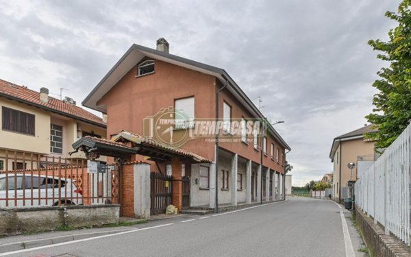 casa indipendente in vendita a Settala
