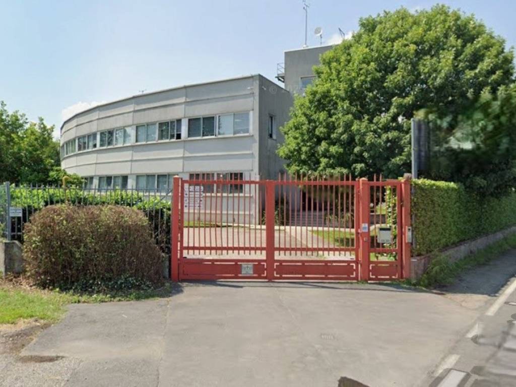 intera palazzina in vendita a Settala in zona Premenugo