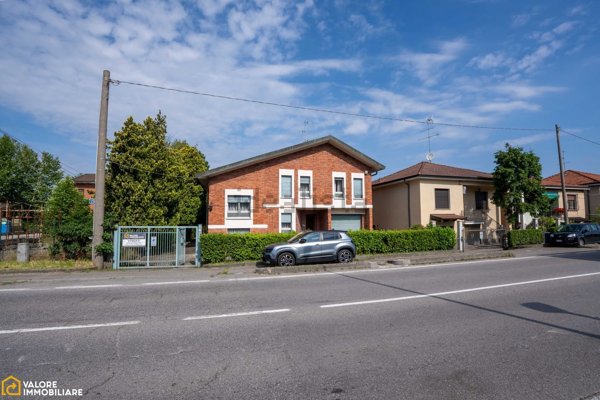 casa indipendente in vendita a Settala in zona Caleppio