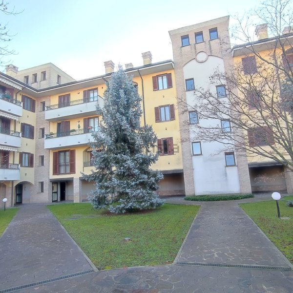 appartamento in vendita a Settala in zona Premenugo