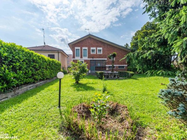 casa indipendente in vendita a Settala in zona Caleppio