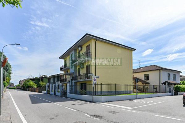 casa indipendente in vendita a Settala