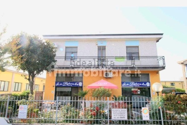 casa indipendente in vendita a Settala in zona Premenugo