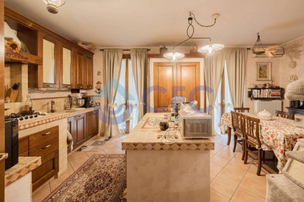 casa indipendente in vendita a Settala