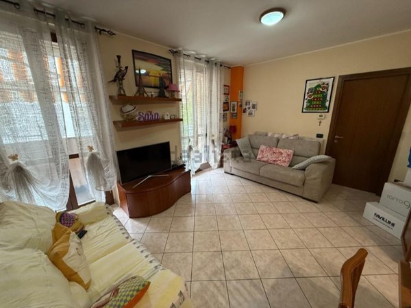 appartamento in vendita a Settala in zona Caleppio
