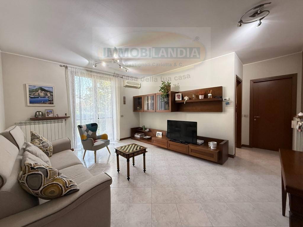 appartamento in vendita a Settala in zona Caleppio