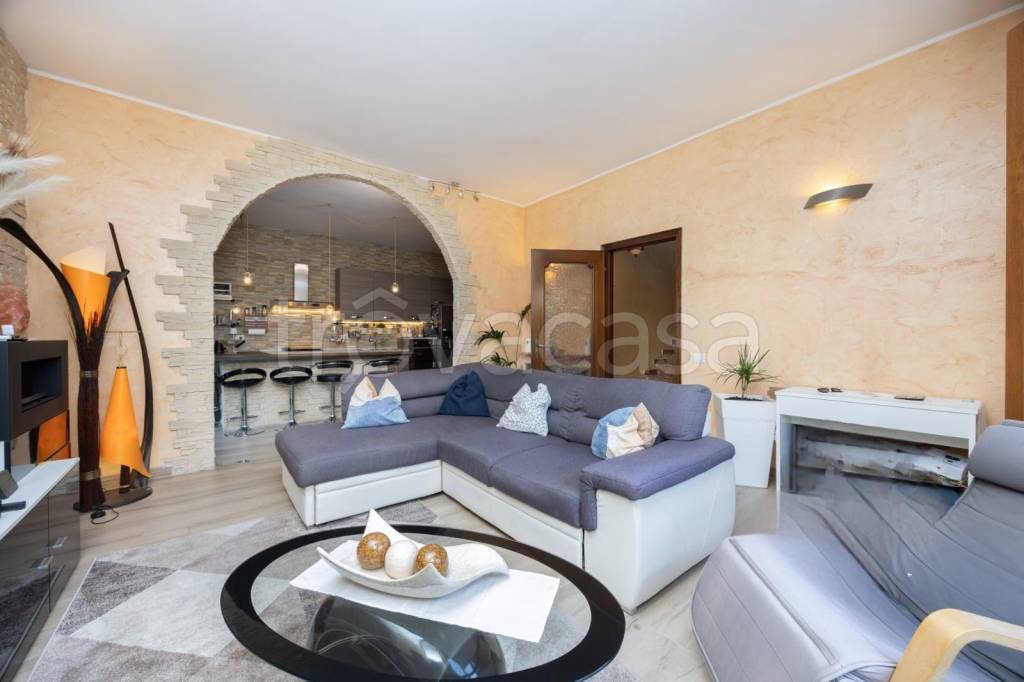 casa indipendente in vendita a Settala in zona Caleppio