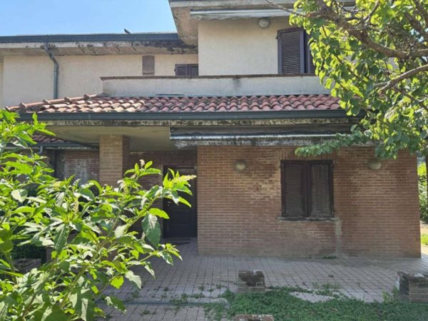 casa indipendente in vendita a Settala in zona Caleppio