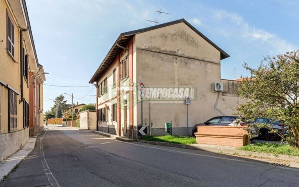 casa indipendente in vendita a Settala in zona Premenugo
