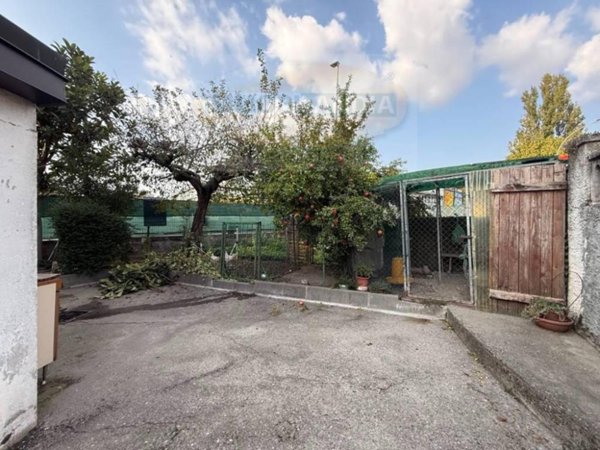 casa indipendente in vendita a Settala