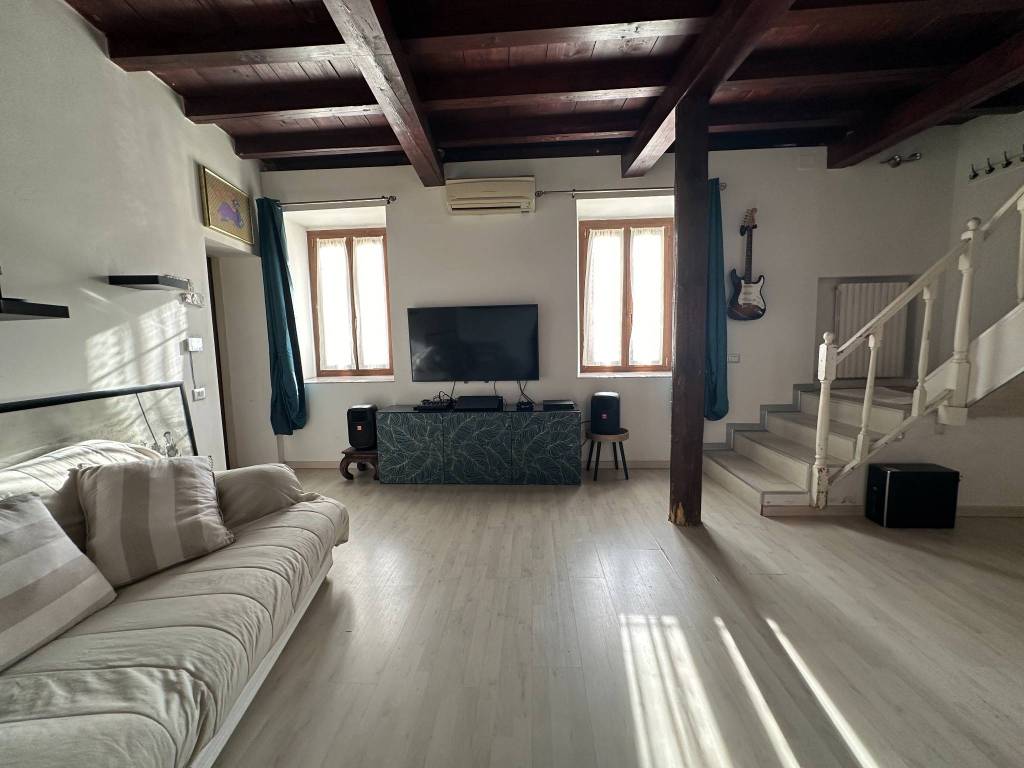 casa indipendente in vendita a Settala