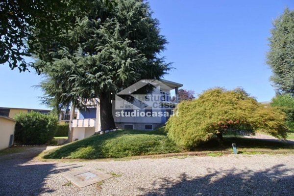 casa indipendente in vendita a Settala in zona Premenugo