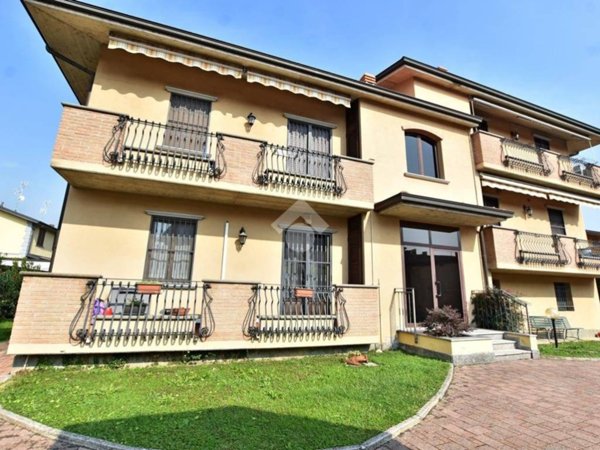 appartamento in vendita a Settala in zona Premenugo
