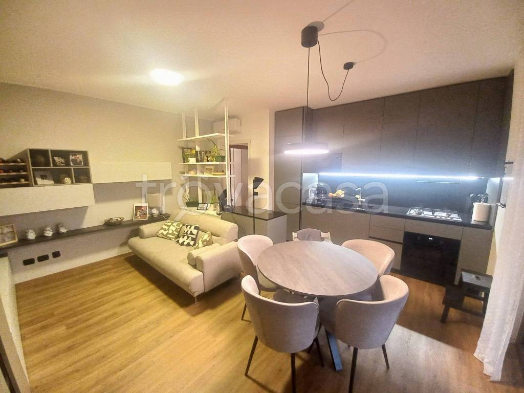 appartamento in vendita a Settala in zona Premenugo