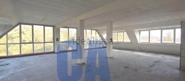 locale di sgombero in vendita a Settala