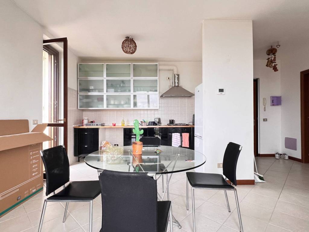 appartamento in vendita a Settala in zona Caleppio