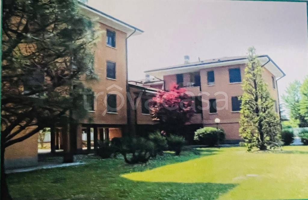 appartamento in vendita a Settala in zona Caleppio