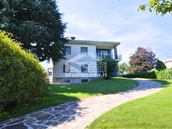 casa indipendente in vendita a Settala in zona Premenugo