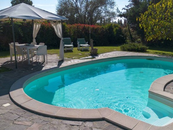 casa indipendente in vendita a Settala in zona Premenugo