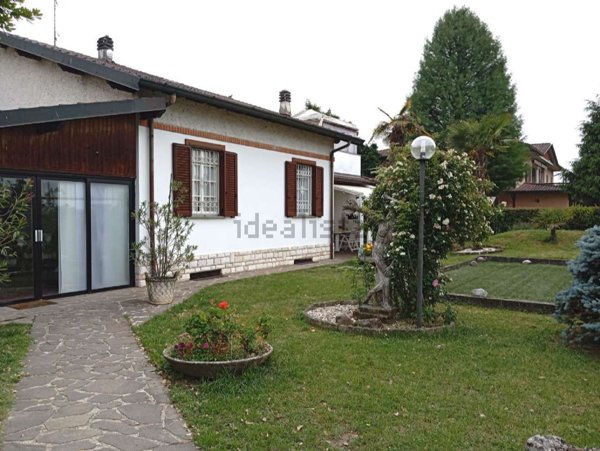 casa indipendente in vendita a Settala in zona Caleppio
