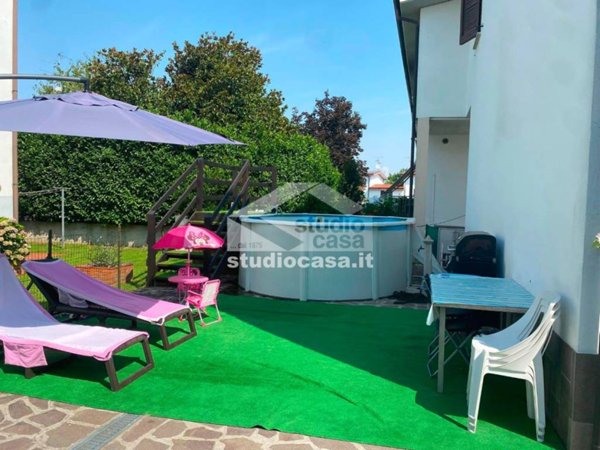 casa indipendente in vendita a Settala in zona Settala