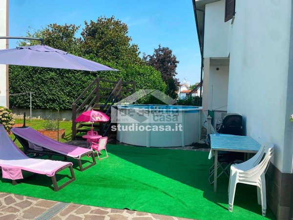 casa indipendente in vendita a Settala in zona Settala