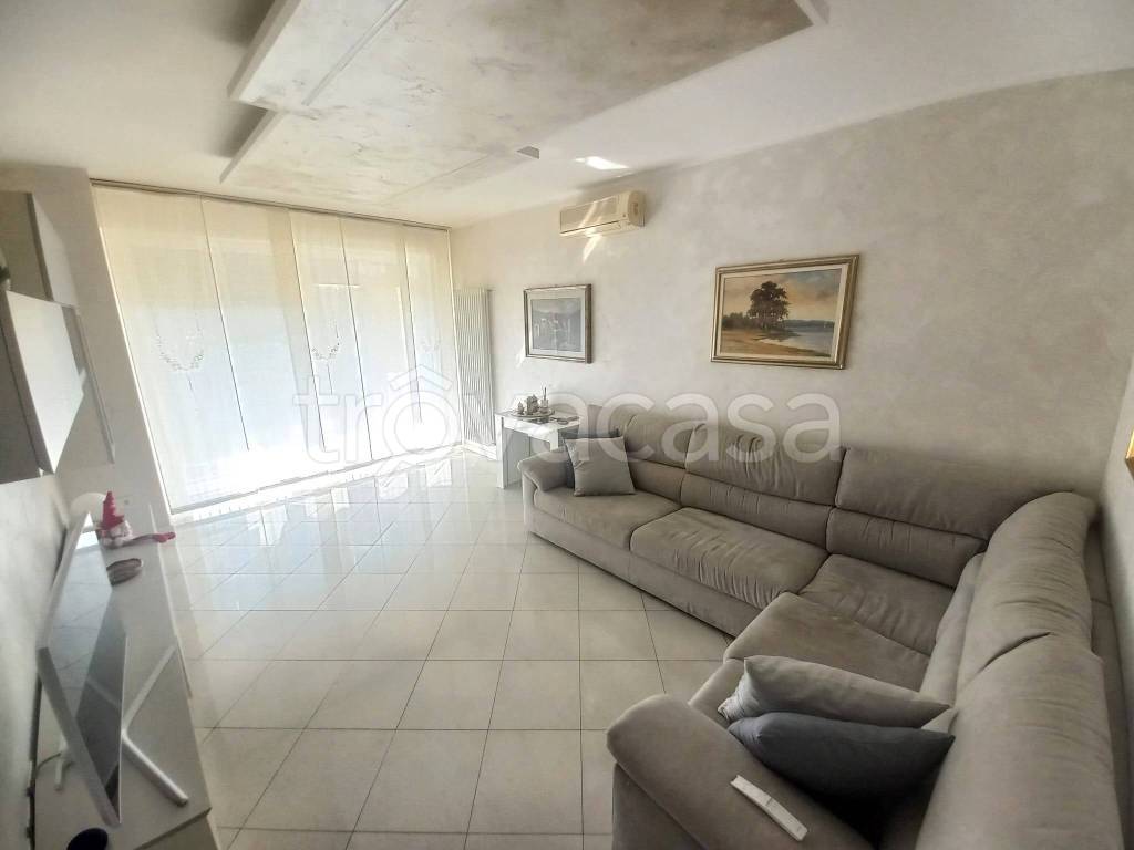appartamento in vendita a Settala in zona Caleppio