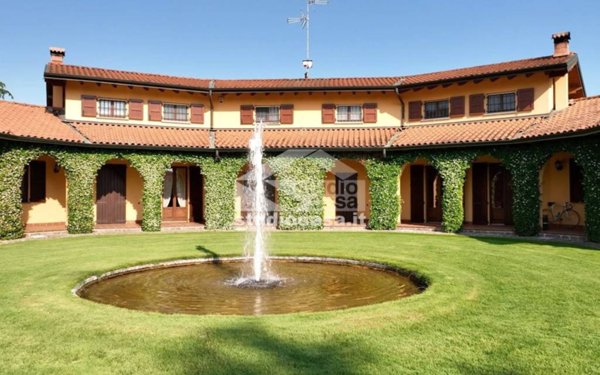 casa indipendente in vendita a Settala