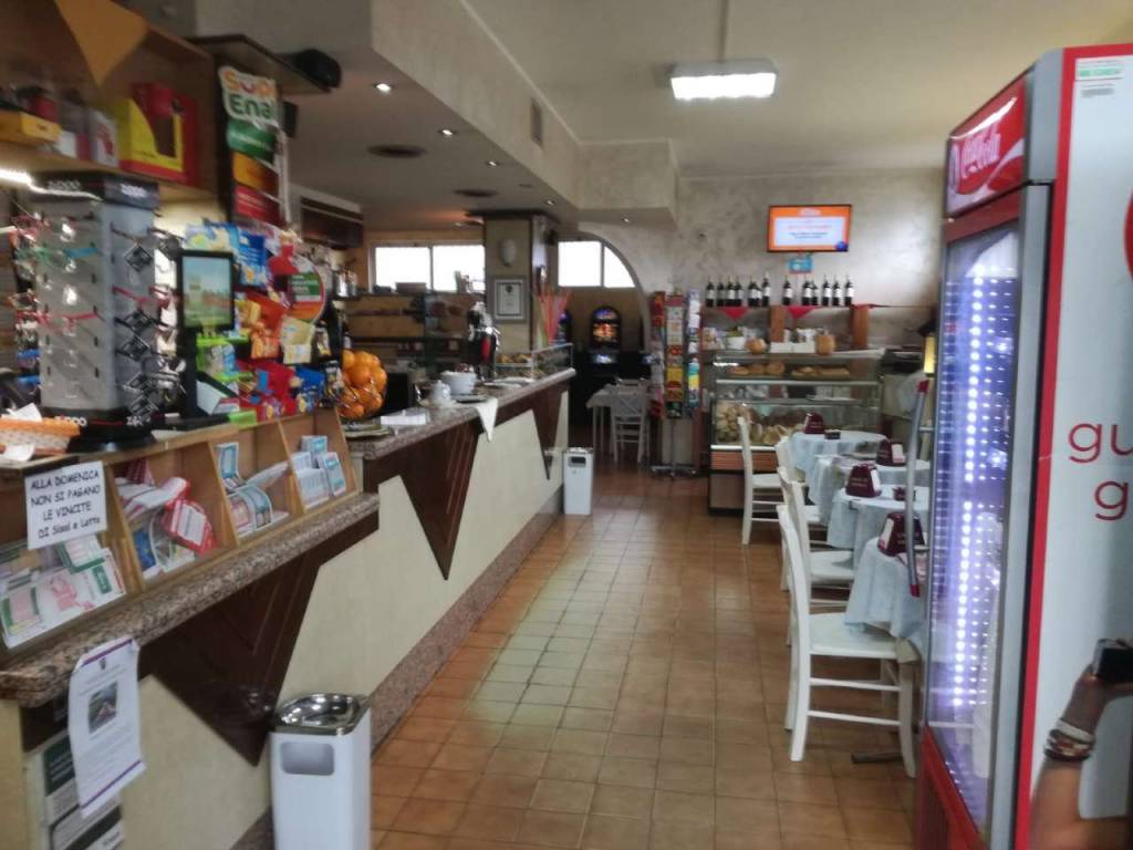 negozio in vendita a Settimo Milanese