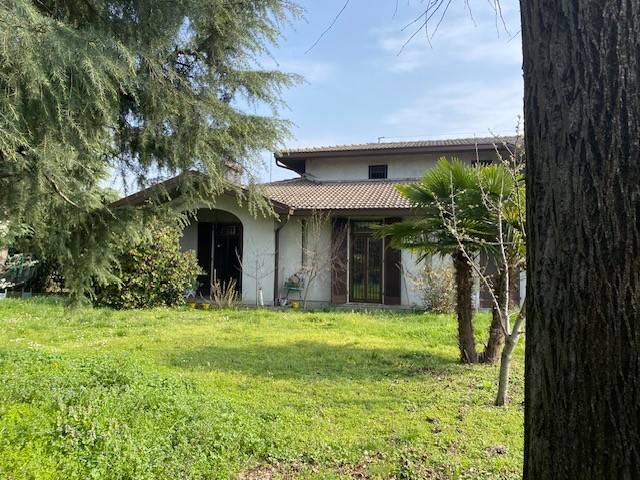 casa indipendente in vendita a Settimo Milanese