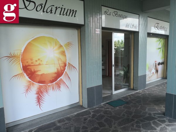 negozio in vendita a Settimo Milanese in zona Vighignolo