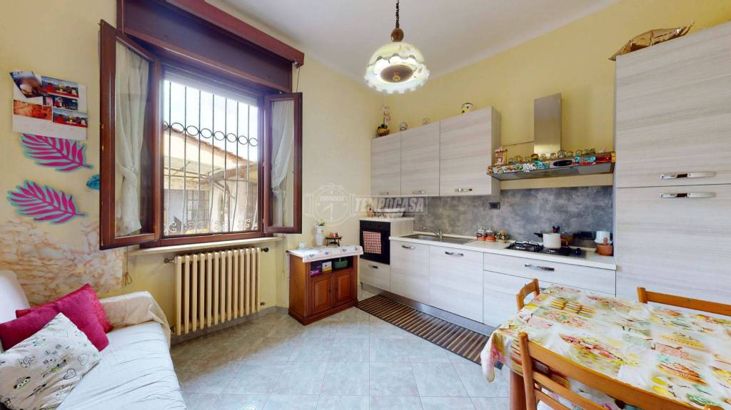 appartamento in vendita a Settimo Milanese in zona Villaggio Cavour