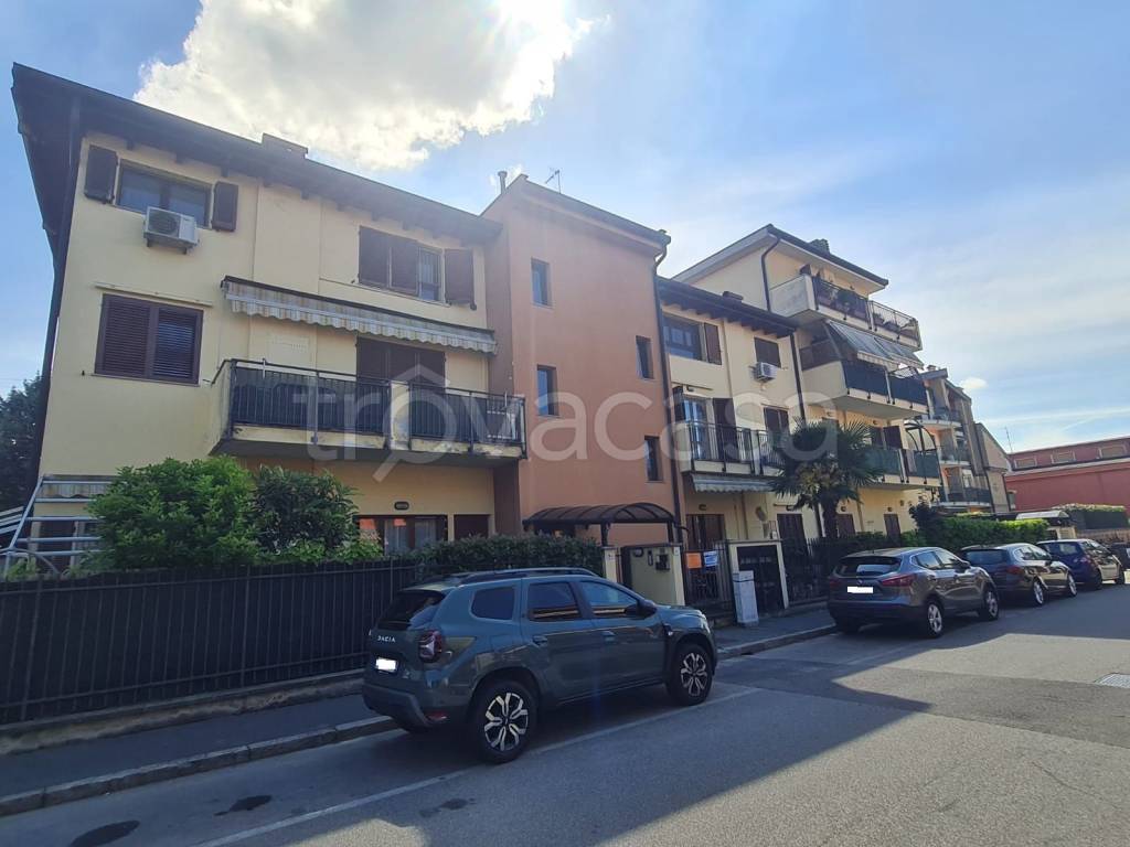 appartamento in vendita a Settimo Milanese