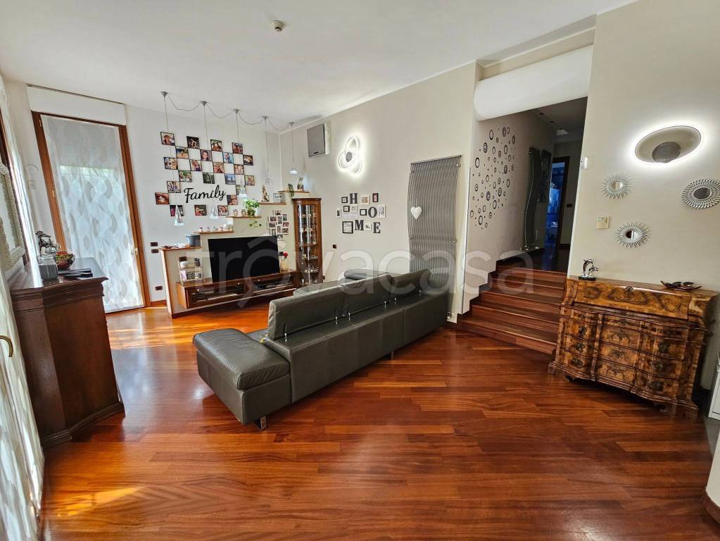 appartamento in vendita a Settimo Milanese