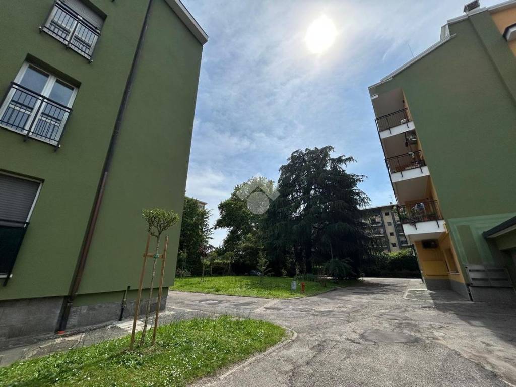 appartamento in vendita a Settimo Milanese in zona Vighignolo