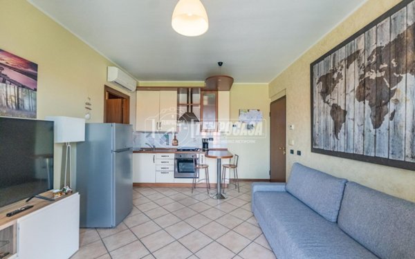 appartamento in vendita a Settimo Milanese in zona Villaggio Cavour