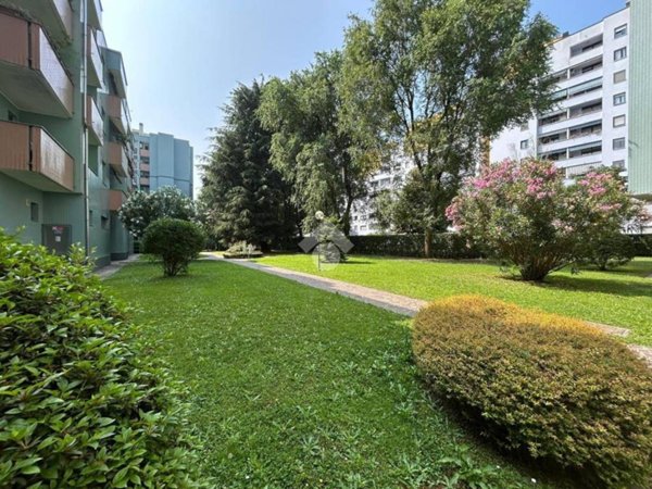 appartamento in vendita a Settimo Milanese in zona Vighignolo