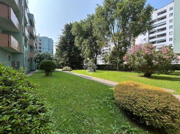 appartamento in vendita a Settimo Milanese in zona Vighignolo